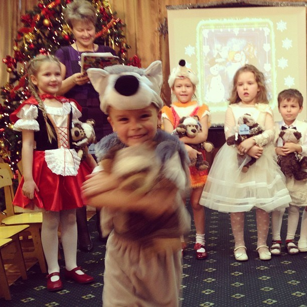 Мы с детьми сборник 1000 фото первая часть. Заставка