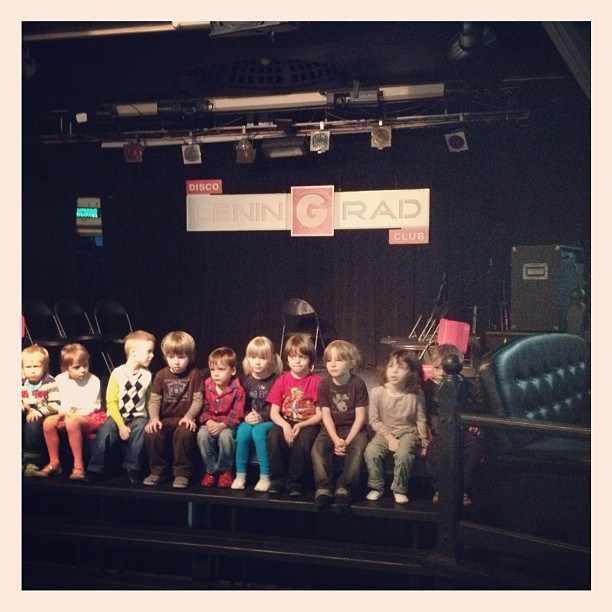 Мы с детьми сборник 1000 фото первая часть. Заставка