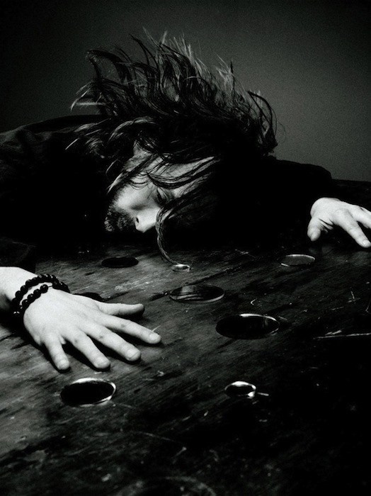 портрет Крэйга МакДина с известной моделью или актёром