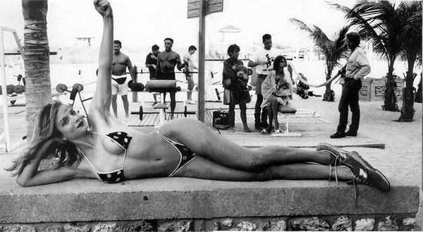 Хельмут Ньютон / Helmut Newton 18+. Женя Красовская | Фотограф | Smm-дизайнер