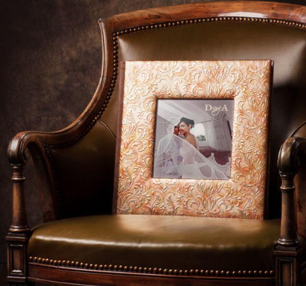 Кожаные и текстильные обложки. Репортажный фотограф Ольга Кочетова в Москве