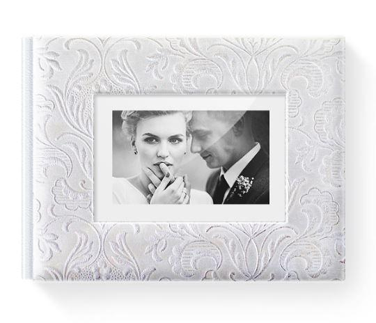 Кожаные и текстильные обложки. Репортажный фотограф Ольга Кочетова в Москве