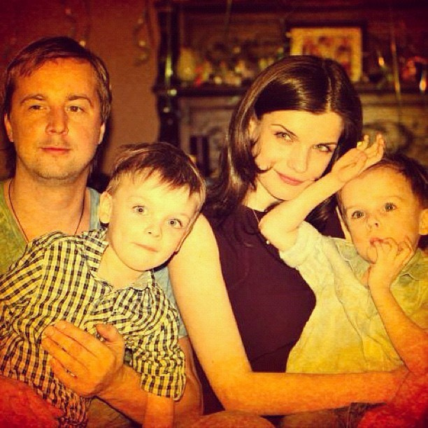 Мы с детьми сборник 1000 фото первая часть. Заставка