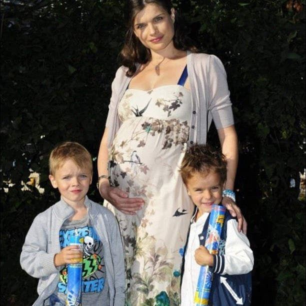 Мы с детьми сборник 1000 фото первая часть. Заставка