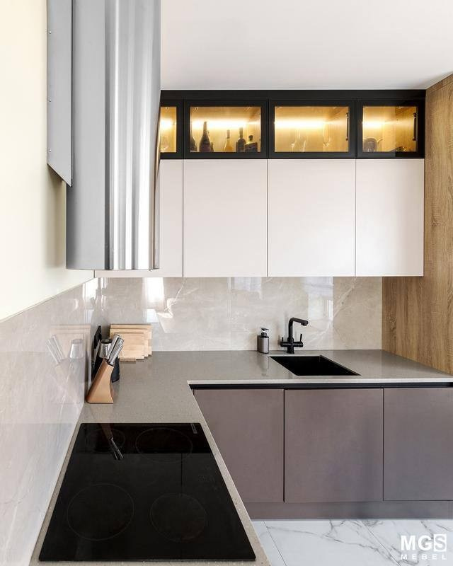 Кухня в светлом цвете от МГС мебель