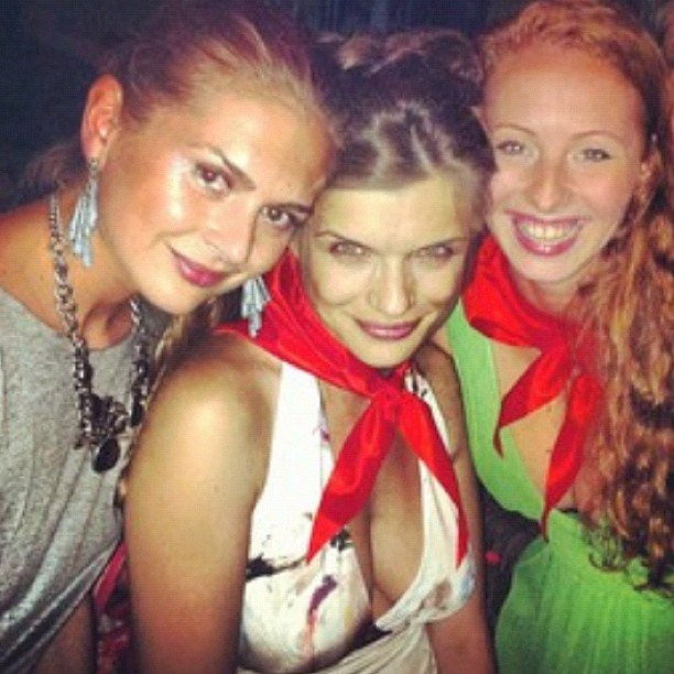 Мы с детьми сборник 1000 фото первая часть. Заставка