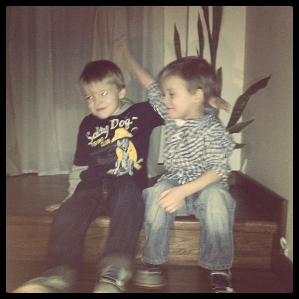 Мы с детьми сборник 1000 фото первая часть. Заставка