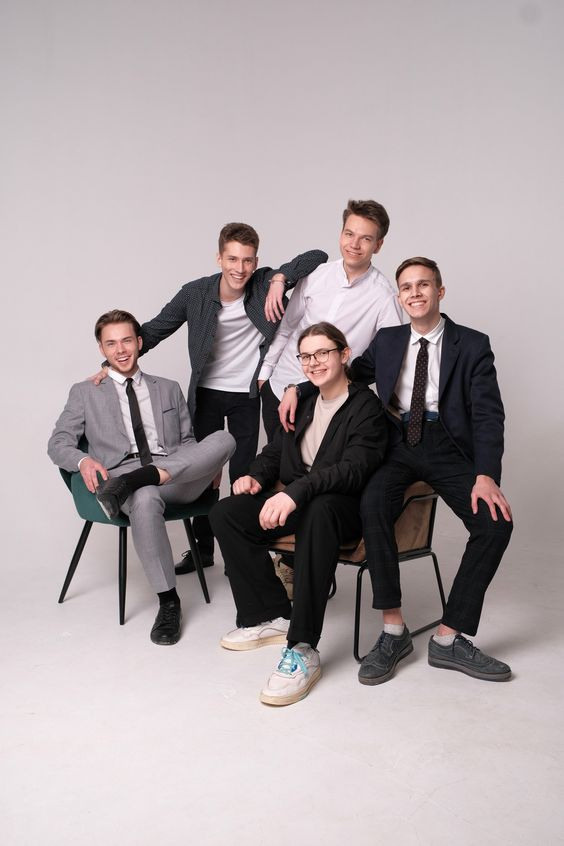 Групповые идеи в студии. Фотограф Белебей Абзалетдинов Артур