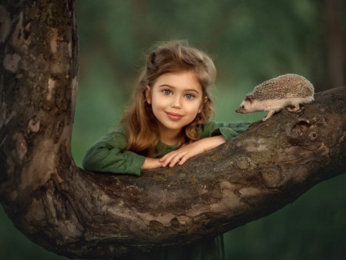 Webinar about eyes. Photographer Elena Michelle