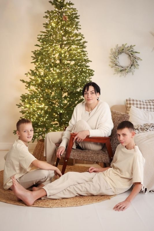 Новогодняя фотосесиия Альбина Тимур и Давид. Фотограф ANNA GEREIHAN