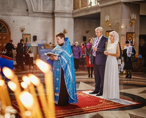 Цена стоимость описание фотосессий в Красноярске студийная свадебная семейная бизнес портрет индустриальная лавстори love story фотосъёмка