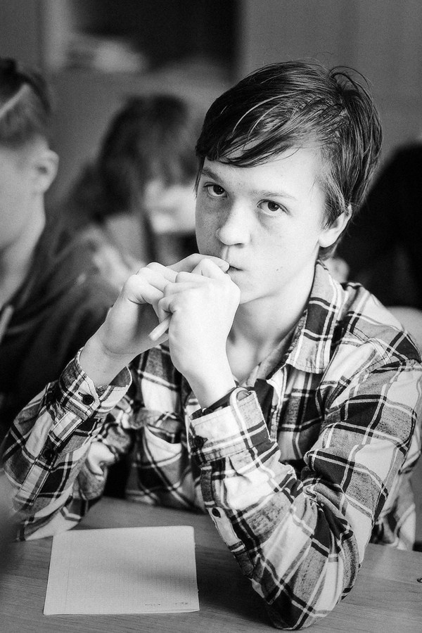 Фоторепортаж со школьного урока 4-го класса. Репортажный фотограф Борис Геер