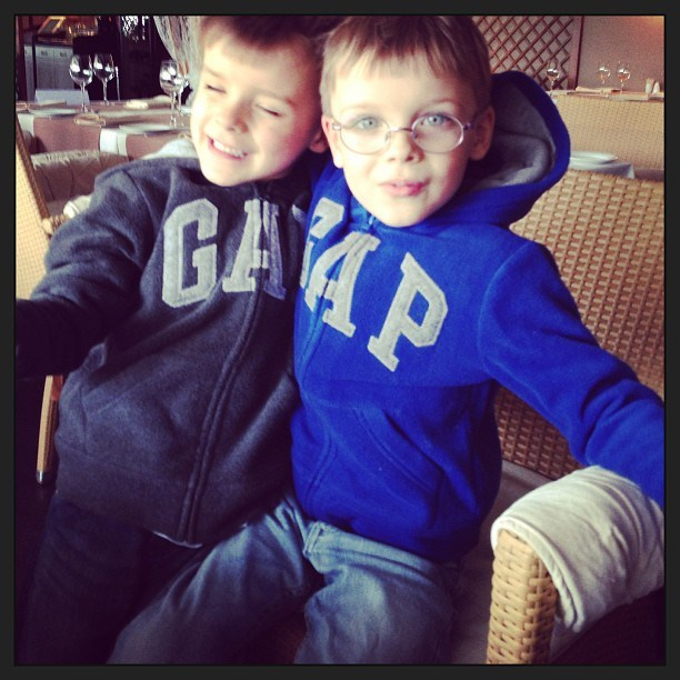 Мы с детьми сборник 1000 фото первая часть. Заставка