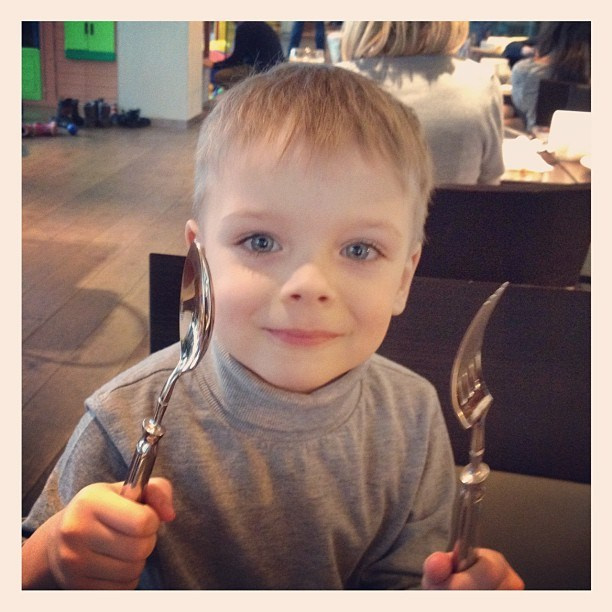 Мы с детьми сборник 1000 фото первая часть. Заставка