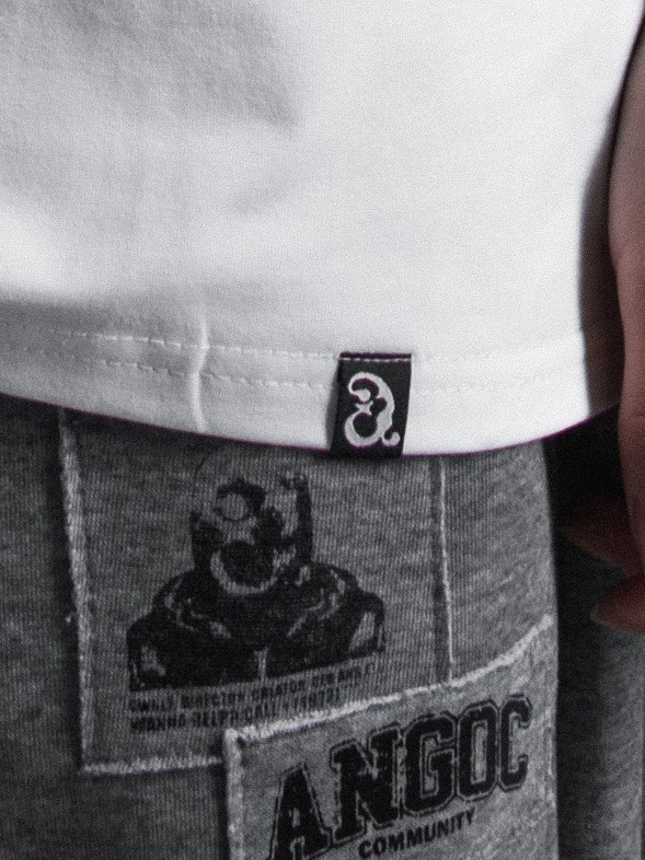 КАТАЛОГ | серый фон. RUNA production — стильные съемки для брендов