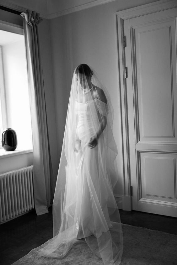 Образы основного платья ВДОХНОВЕНИЕ 2024. Свадебный и репортажный фотограф Элина Козырьянова