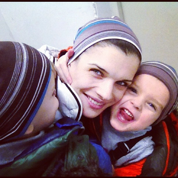 Мы с детьми сборник 1000 фото первая часть. Заставка