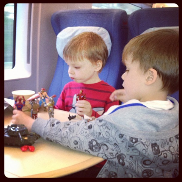 Мы с детьми сборник 1000 фото первая часть. Заставка