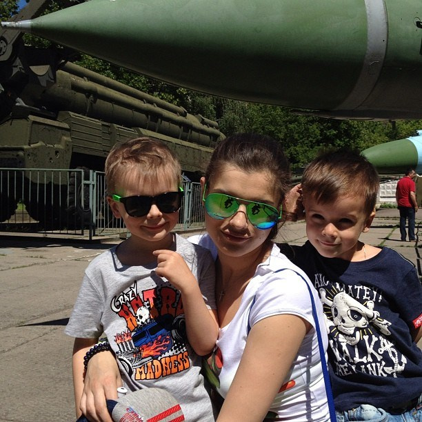 Мы с детьми сборник 1000 фото первая часть. Заставка