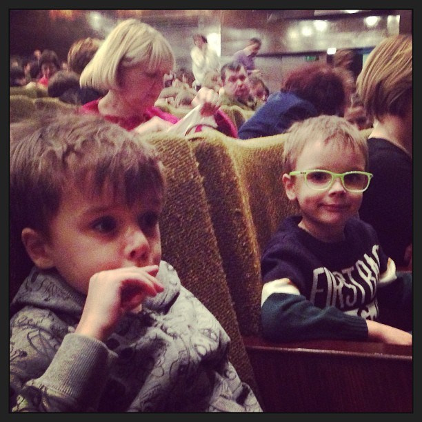 Мы с детьми сборник 1000 фото первая часть. Заставка