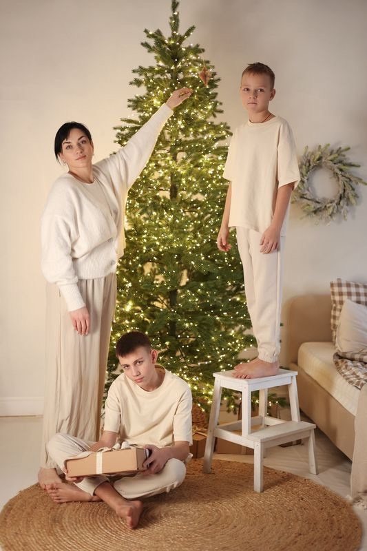 Новогодняя фотосесиия Альбина Тимур и Давид. Фотограф ANNA GEREIHAN