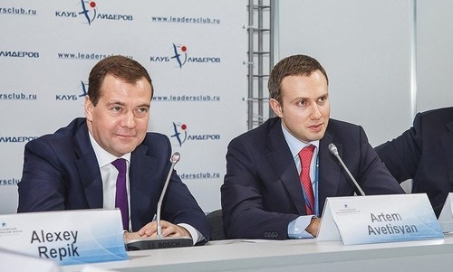 Цена стоимость описание фотосессий в Красноярске студийная свадебная семейная бизнес портрет индустриальная лавстори love story фотосъёмка