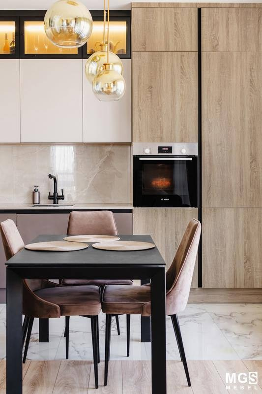 Купить кухонный гарнитур MGS мебель можно в фирменном магазине в Ростове-на-Дону