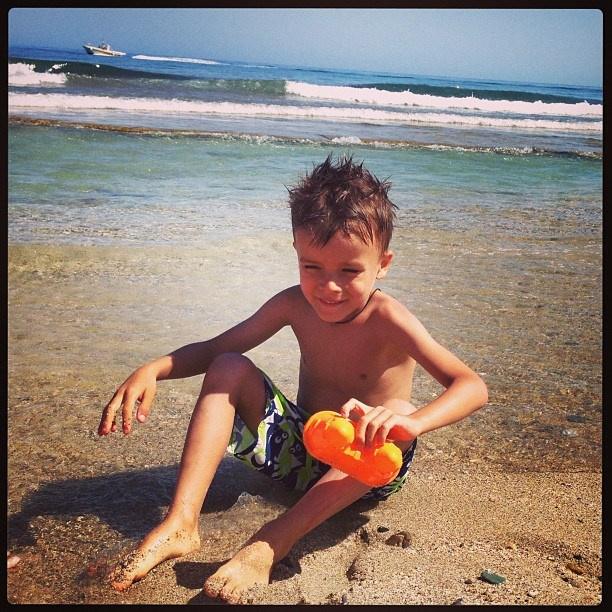 Мы с детьми сборник 1000 фото первая часть. Заставка