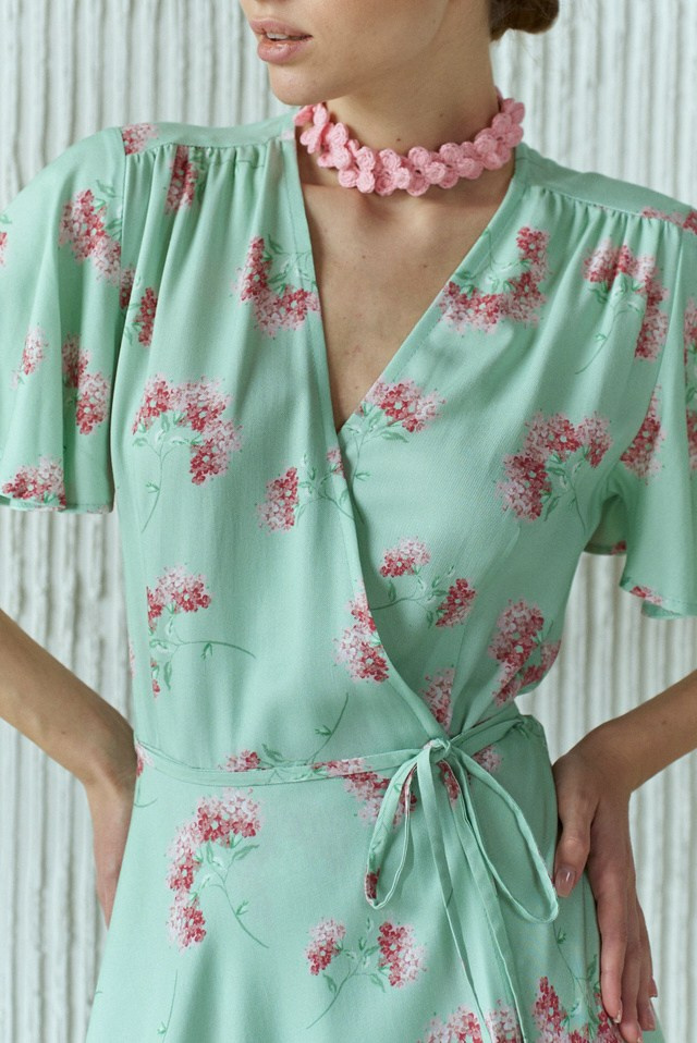 Каталог не на белом фоне. Фото и видео для брендов и бизнеса