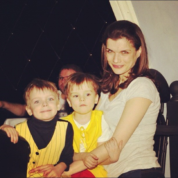 Мы с детьми сборник 1000 фото первая часть. Заставка