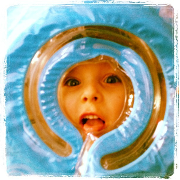 Мы с детьми сборник 1000 фото первая часть. Заставка