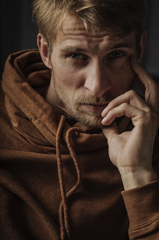 Мужской портрет. Фотограф Русанова Анастасия Майкоп Краснодар Краснодарский край