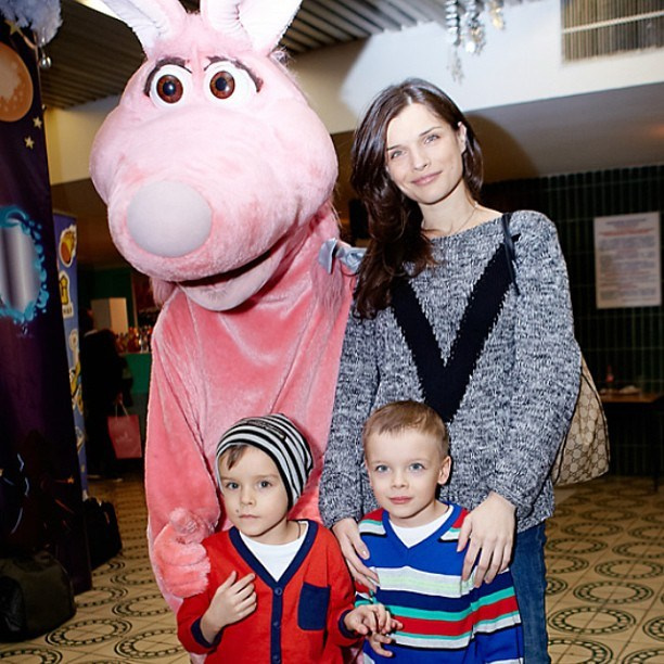 Мы с детьми сборник 1000 фото первая часть. Заставка