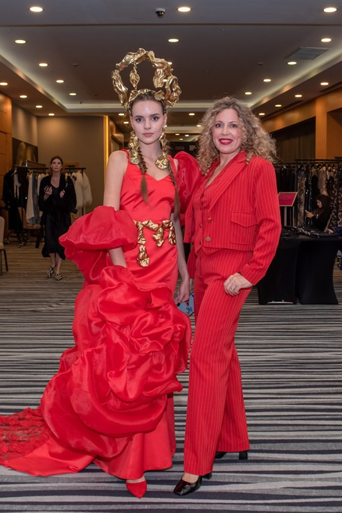 SochiFashionWeek2024 дизайнер Анохина Светлана. Семейный и коммерческий фотограф в Сочи Александр Бодунов