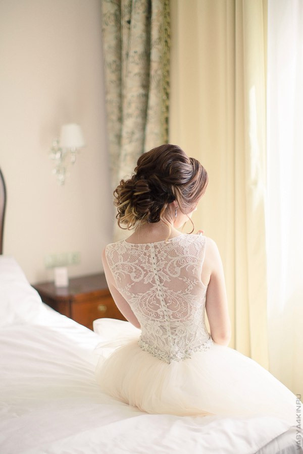 Фотосессия с конфетти на свадьбу в Москве