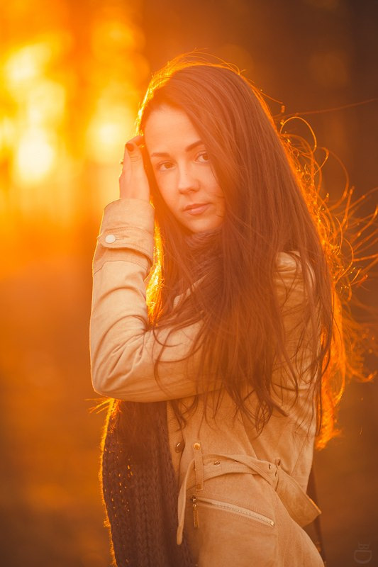 Свадебная фотография с использованием ярко-красного цвета