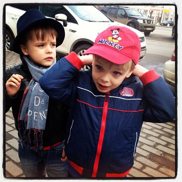 Мы с детьми сборник 1000 фото первая часть. Заставка