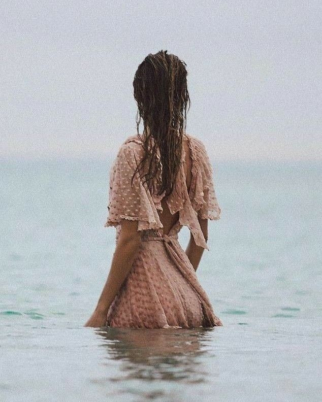 Девушка на воде — идея фотосессии