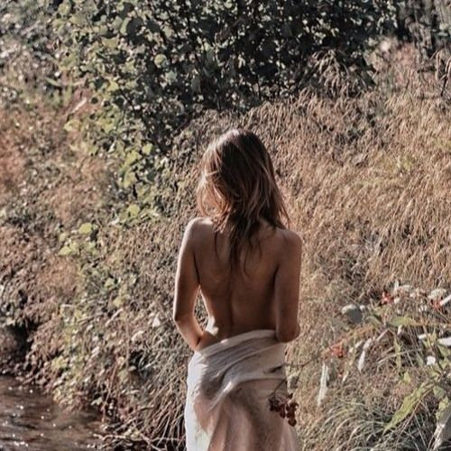 Девушка на воде — идея фотосессии