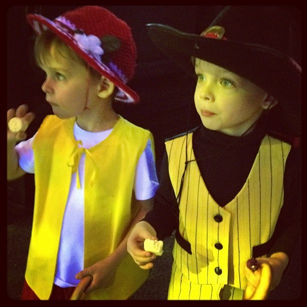 Мы с детьми сборник 1000 фото первая часть. Заставка