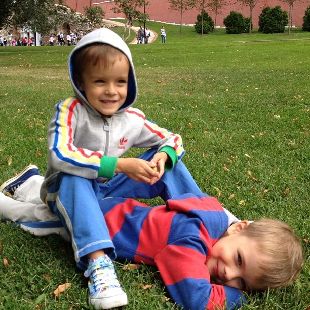 Мы с детьми сборник 1000 фото первая часть. Заставка