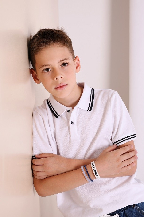 Марк Шишкунов. Съёмка одежды для маркетплейсов и брендов Morozova Production