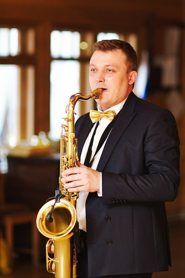 Фото ведущего Сергея Рябинина. Фотографии со свадеб, корпоративов, юби. Ведущий на свадьбу, корпоратив и юбилей в Москве Сергей Рябинин