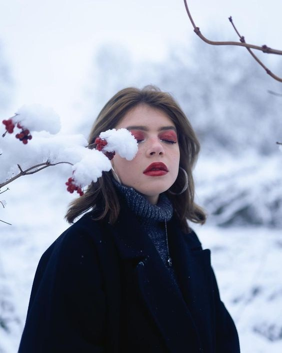 Зима. Фотосессия на улице для девушки. Фотограф в Иркутске Кристина Телегина