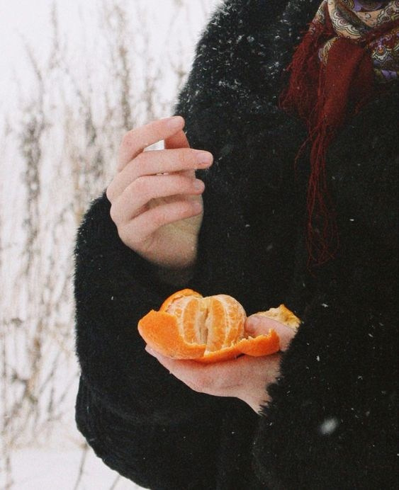 Зима. Фотосессия на улице для девушки. Фотограф в Иркутске Кристина Телегина