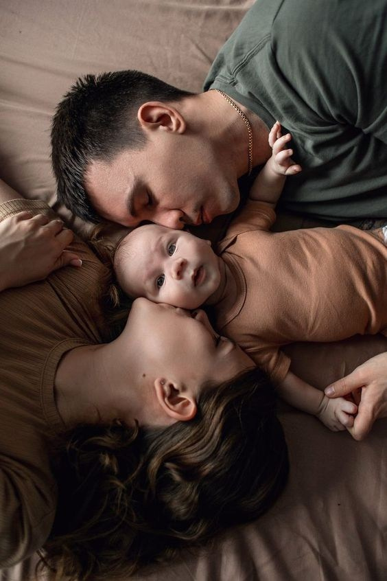 Семейная с малышом, дома. Фотограф в Иркутске Кристина Телегина