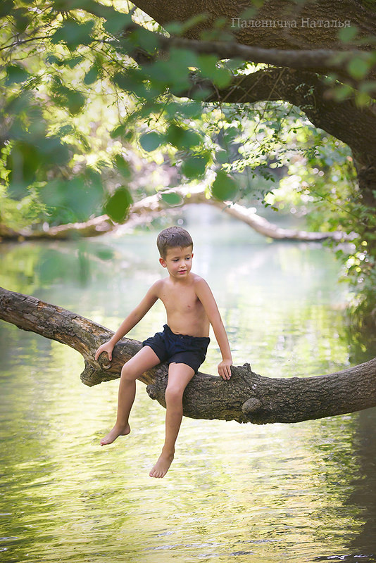 Детский фотограф Севастополь.  Детская фотосессия на Черной речке в Севастополе