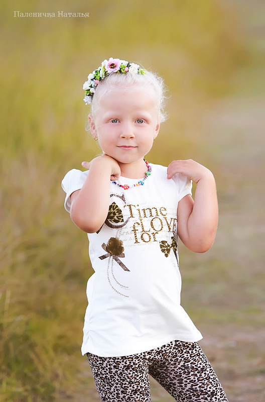 Детский фотограф Севастополь.  Детская фотосессия  на природе для девочки 5 лет