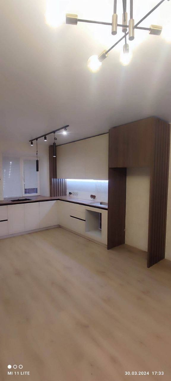 Фото с монтажа |Мебель на заказа: кухни, шкафы и т.д. в Томске. ГУДРУМ — Мебель на заказ в Томске | Кухни | Шкафы | Стулья и Столы