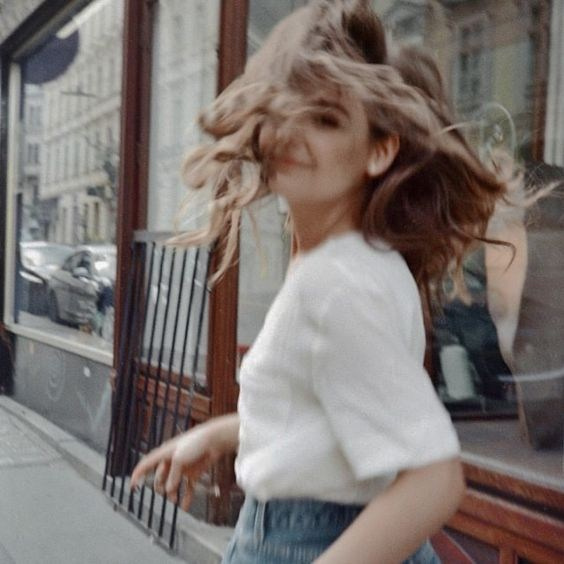 Прогулочная фотосессия, для девушки. Фотограф в Иркутске Кристина Телегина